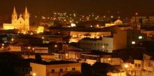 vista de Campo Largo à noite, com destaque para Igreja Matriz